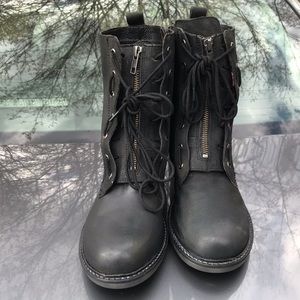 Moto Boots Women’s 9